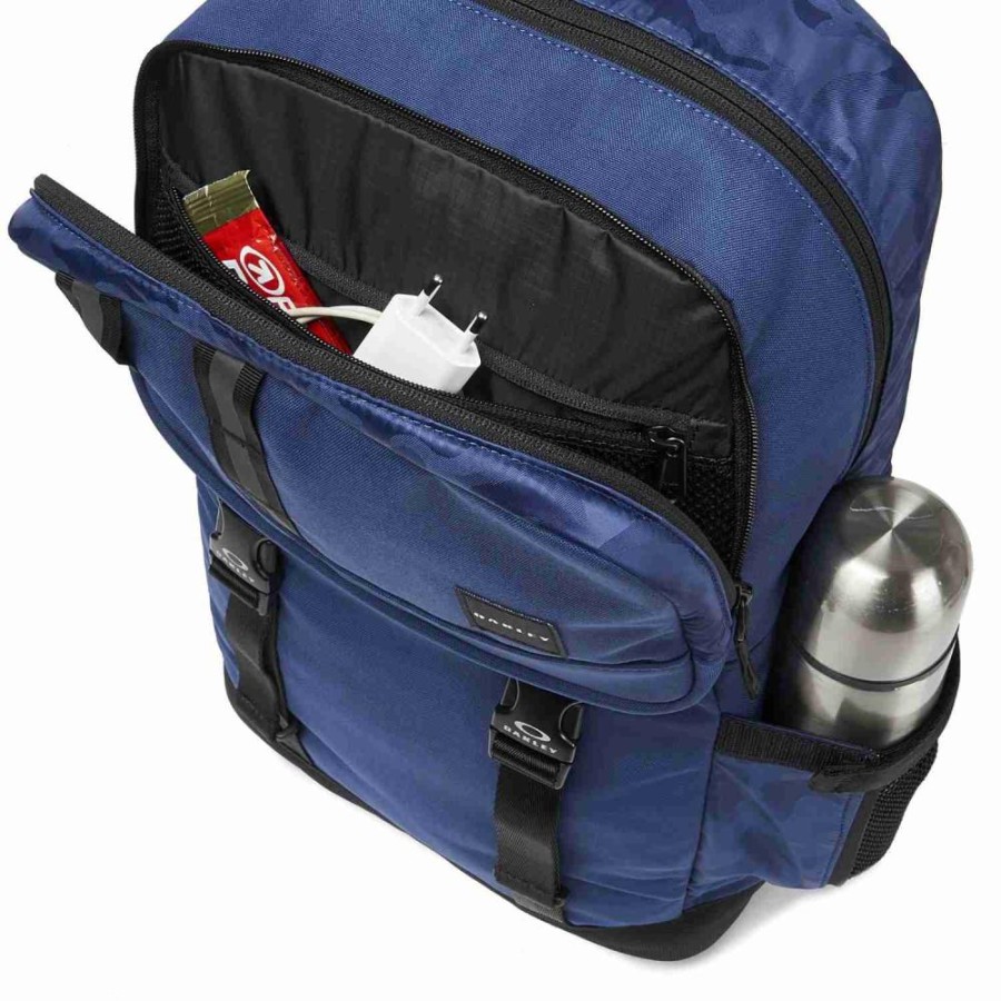 Oakley utility on sale cube backpack